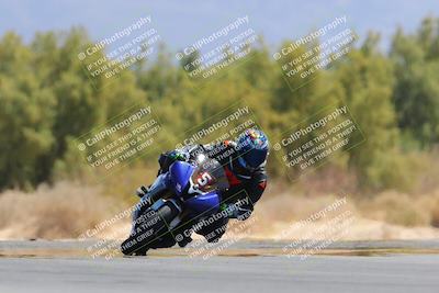 media/Apr-09-2023-SoCal Trackdays (Sun) [[333f347954]]/Turn 7 (1135am)/